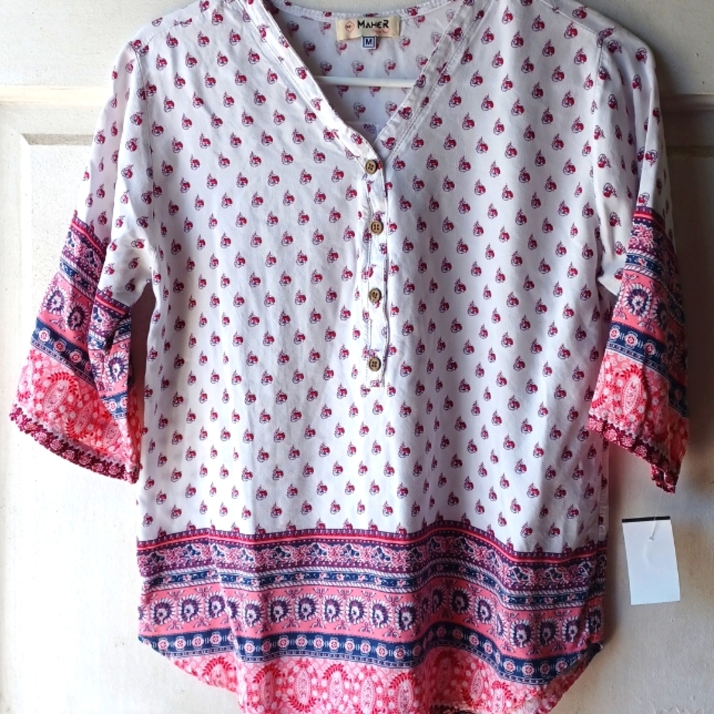 Maher White Button Down Blouse size Medium Longsleeve.
